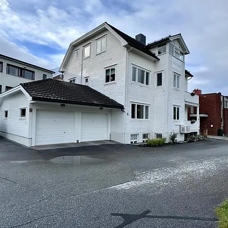 ゲストハウス Utsikten Romsdalen Åndalsnes