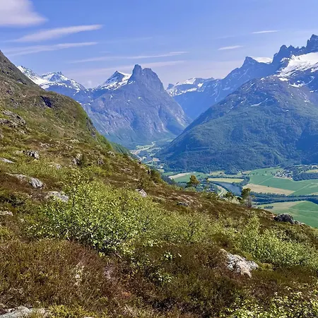 Utsikten Romsdalen * 욘달스네스