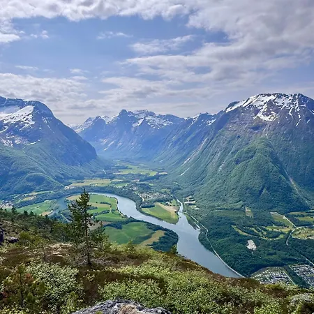 Utsikten Romsdalen
