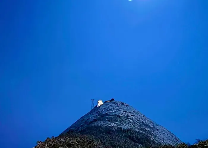 Gasthof Utsikten Romsdalen *