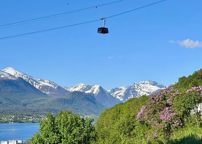 Utsikten Romsdalen *