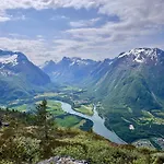 Utsikten Romsdalen
