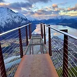 Utsikten Romsdalen 게스트하우스 *